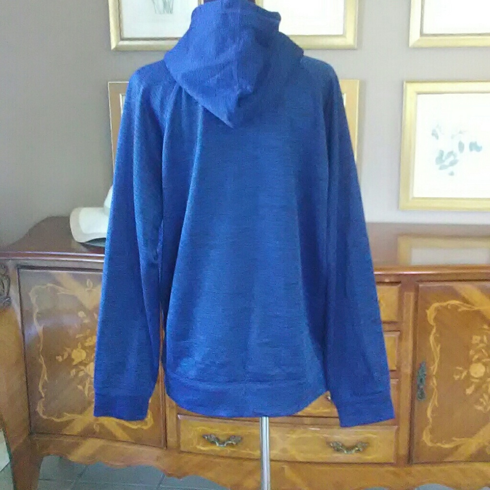 11/5 TEK GEAR Active Hoodie - Picture 3 of 4